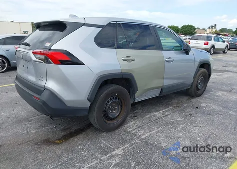 2023 Toyota Rav4 Le z USA, uszkodzony, nr VIN 2T3F1RFV4PC329953